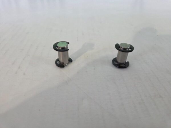 Locking lever axle model ST25/26